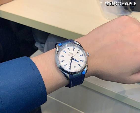 让经典与实用同行——二手男士包,奢华与实惠的完美结合