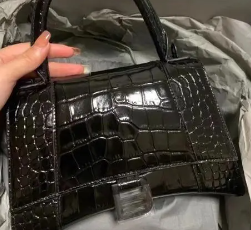高仿包:奢华与性价比的完美结合